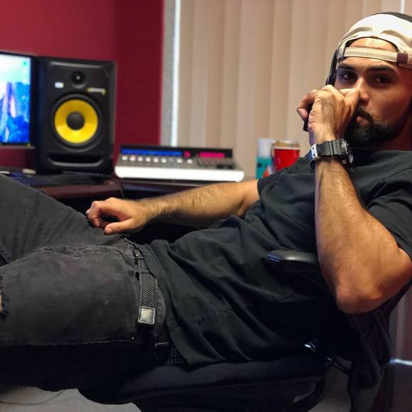 Meet your Posher, Dwayne - Picture 1 of 1